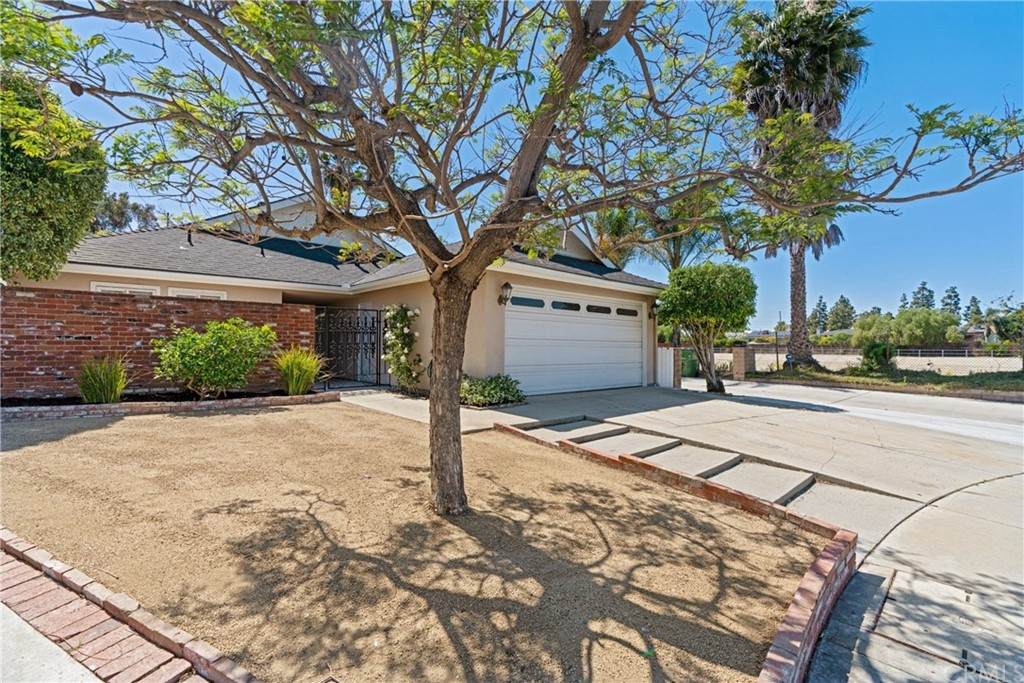12750 Sanford Street - Photo 1