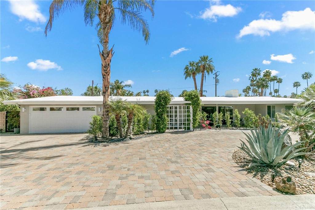 1324 Driftwood Drive - Photo 1