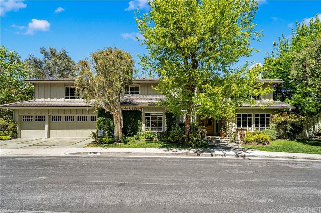 16201 Meadowcrest Road - Photo 1
