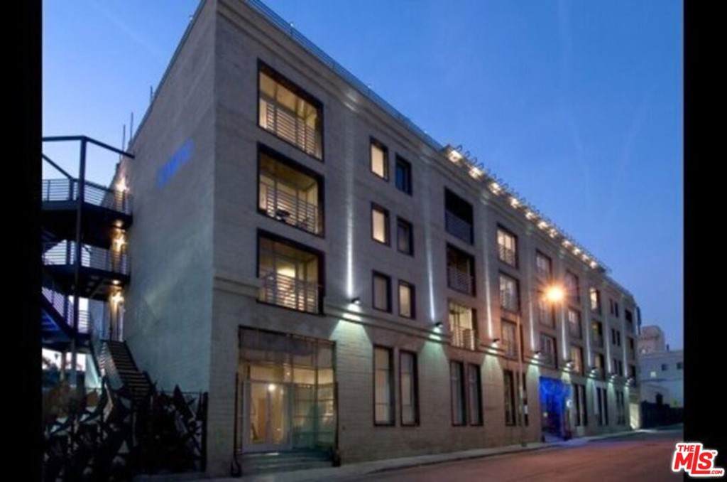 1617 Cosmo Street - Photo 1