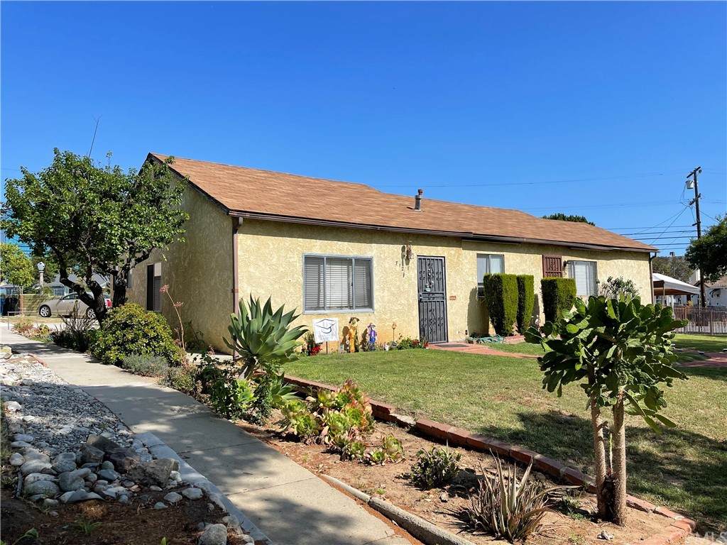712 Orange Grove Avenue - Photo 1