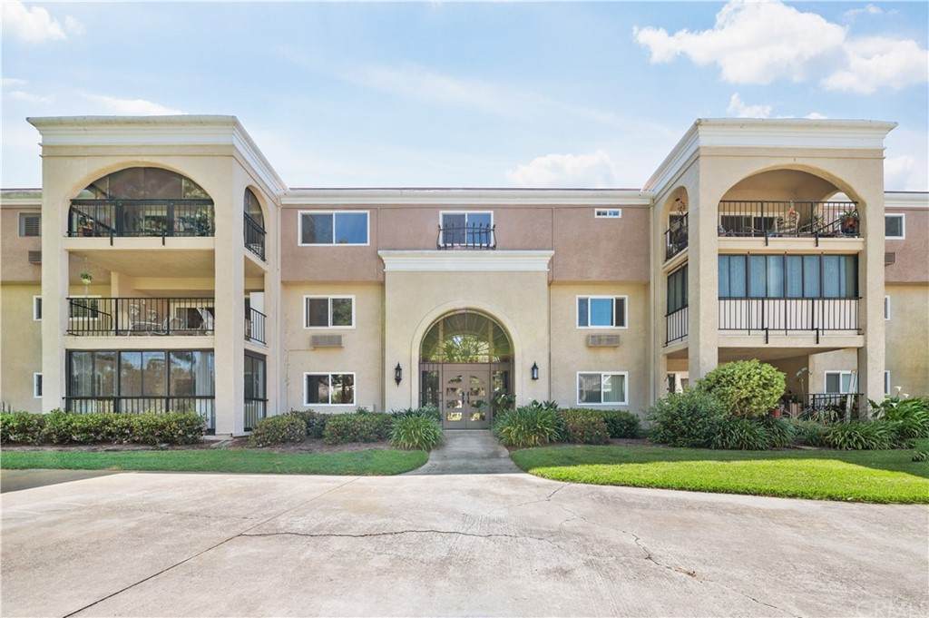 5510 Paseo Del Lago - Photo 1