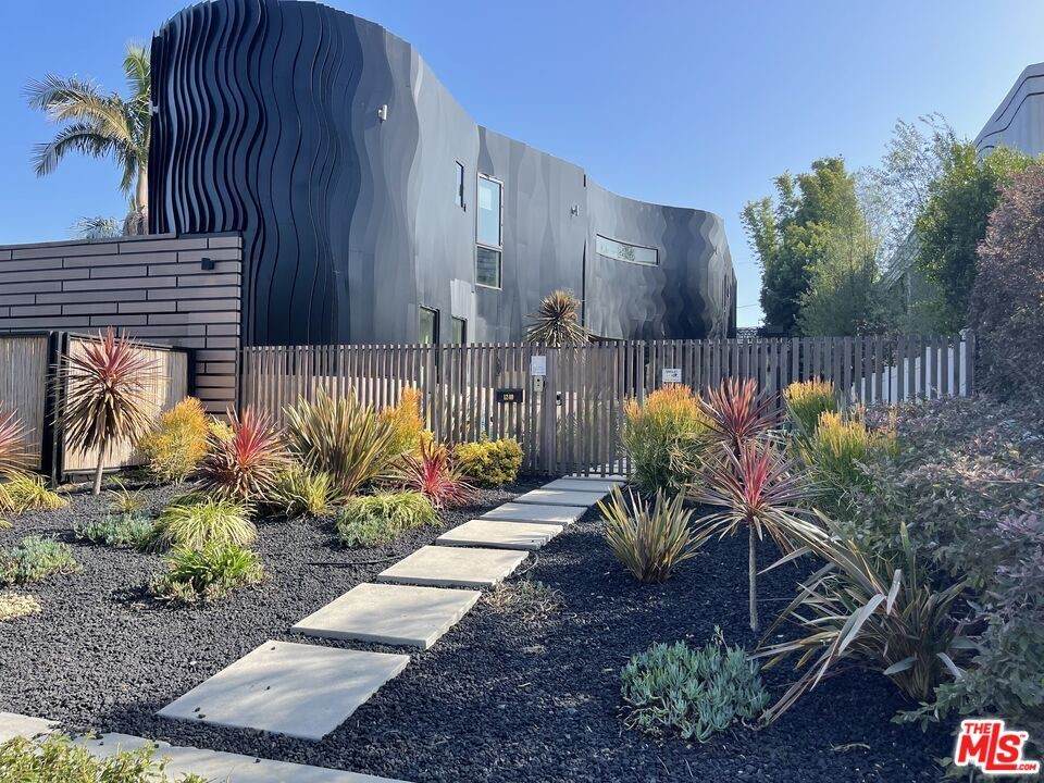 1240 Morningside Way - Photo 1