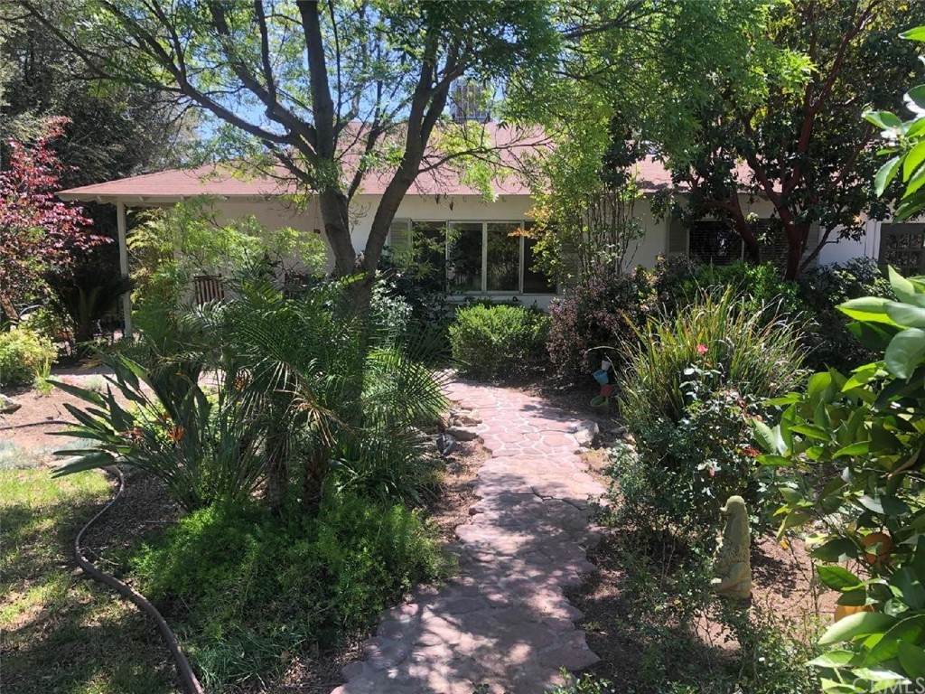 33849 Beverly Drive - Photo 1