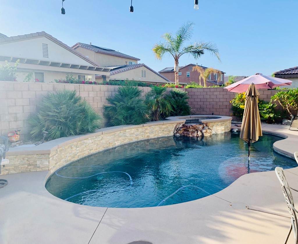 42813 Della Place - Photo 1