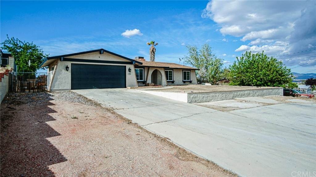 17938 Catalpa Street - Photo 1