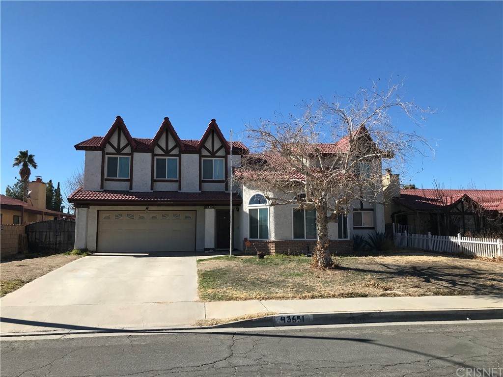 43651 17th Street - Photo 1