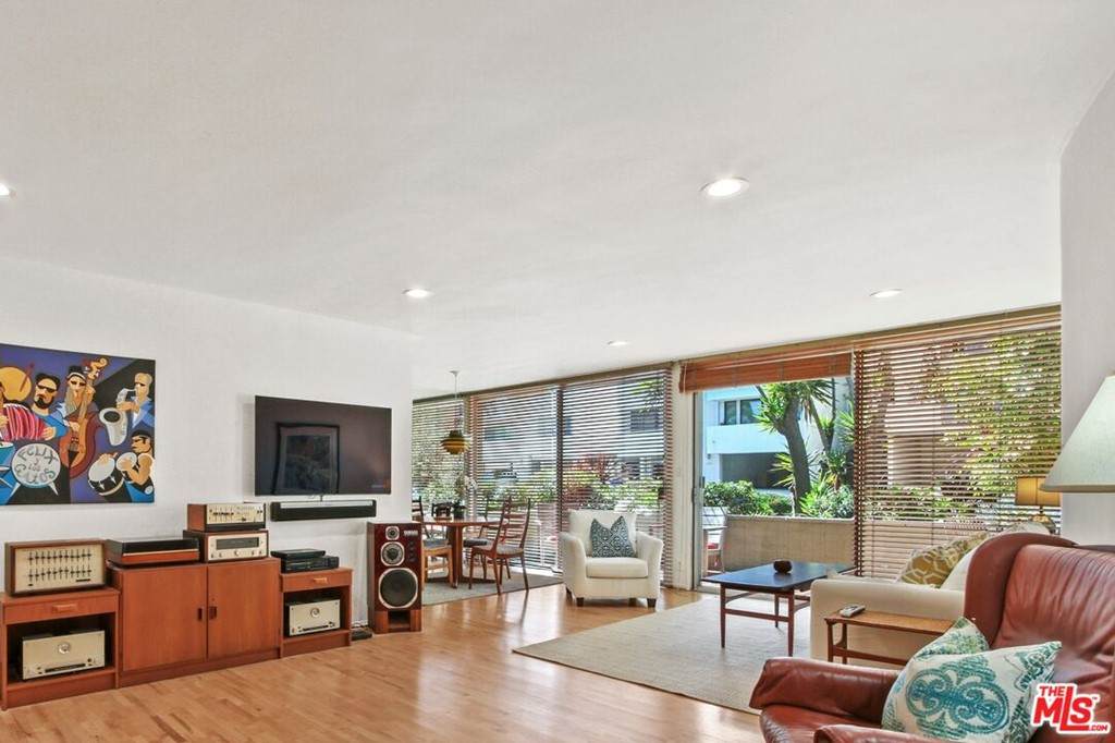 11910 Mayfield Avenue - Photo 1