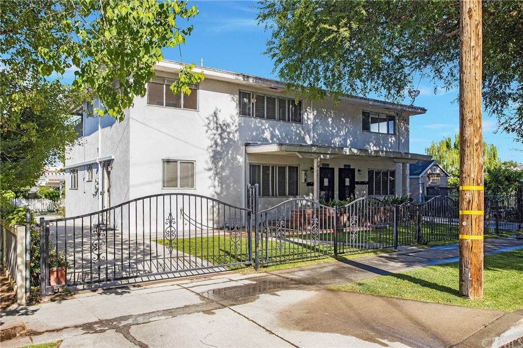 344 Lemon Street - Photo 1