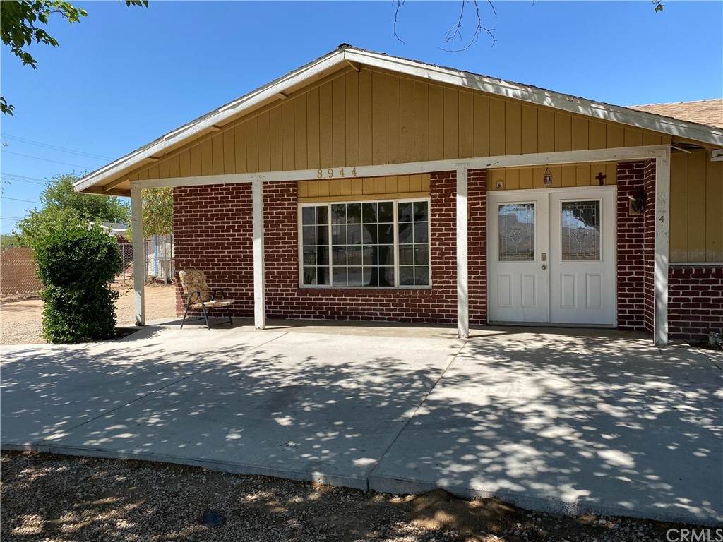 8944 Glendale Avenue - Photo 1