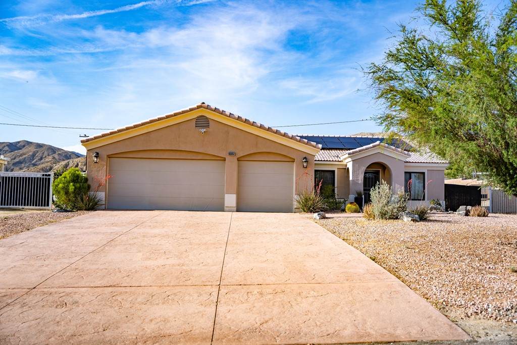 65950 14th Street - Photo 1