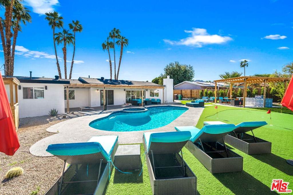 44475 San Luis Rey Avenue - Photo 1