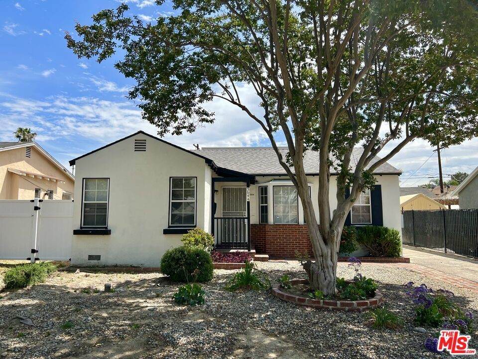 5644 Cartwright Avenue - Photo 1