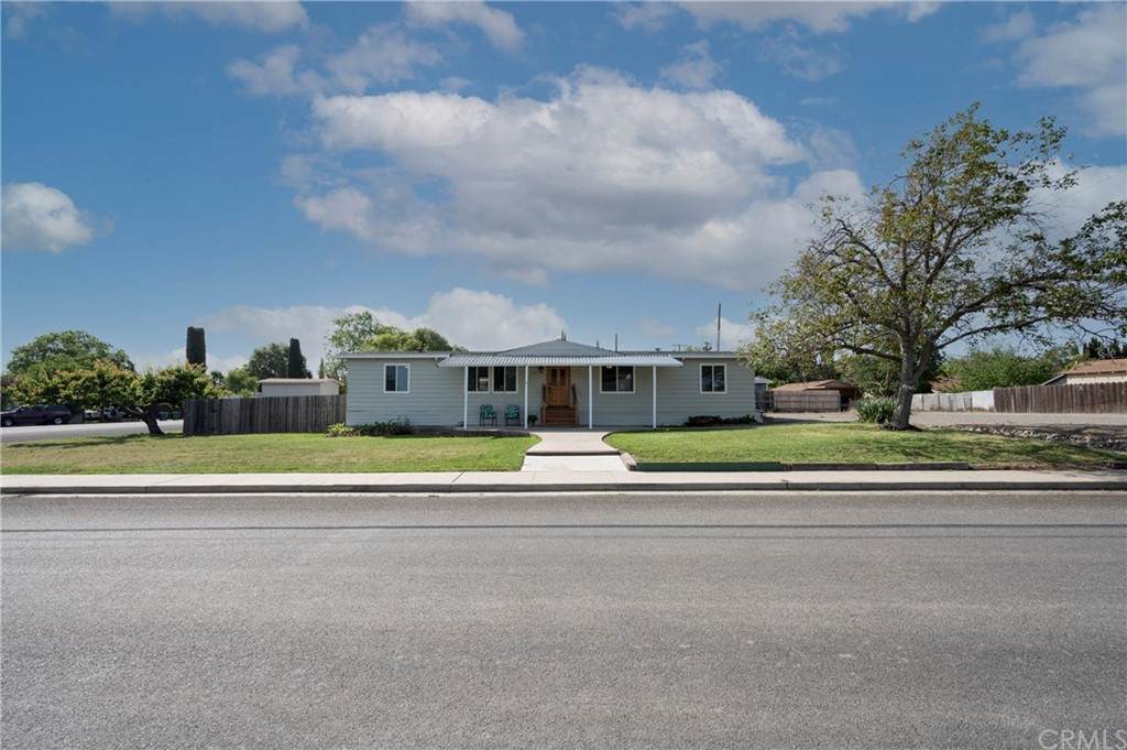 451 4th Street - Photo 1