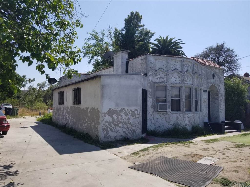 2444 124th Street - Photo 1