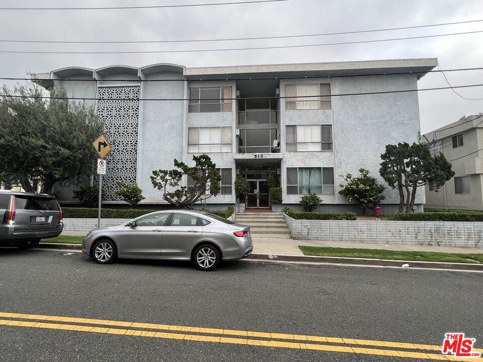 512 Evergreen Street - Photo 1