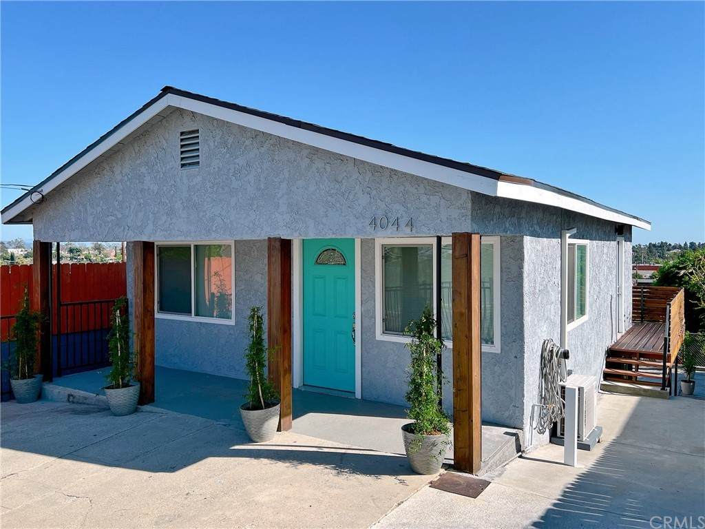 4044 Folsom Street - Photo 1