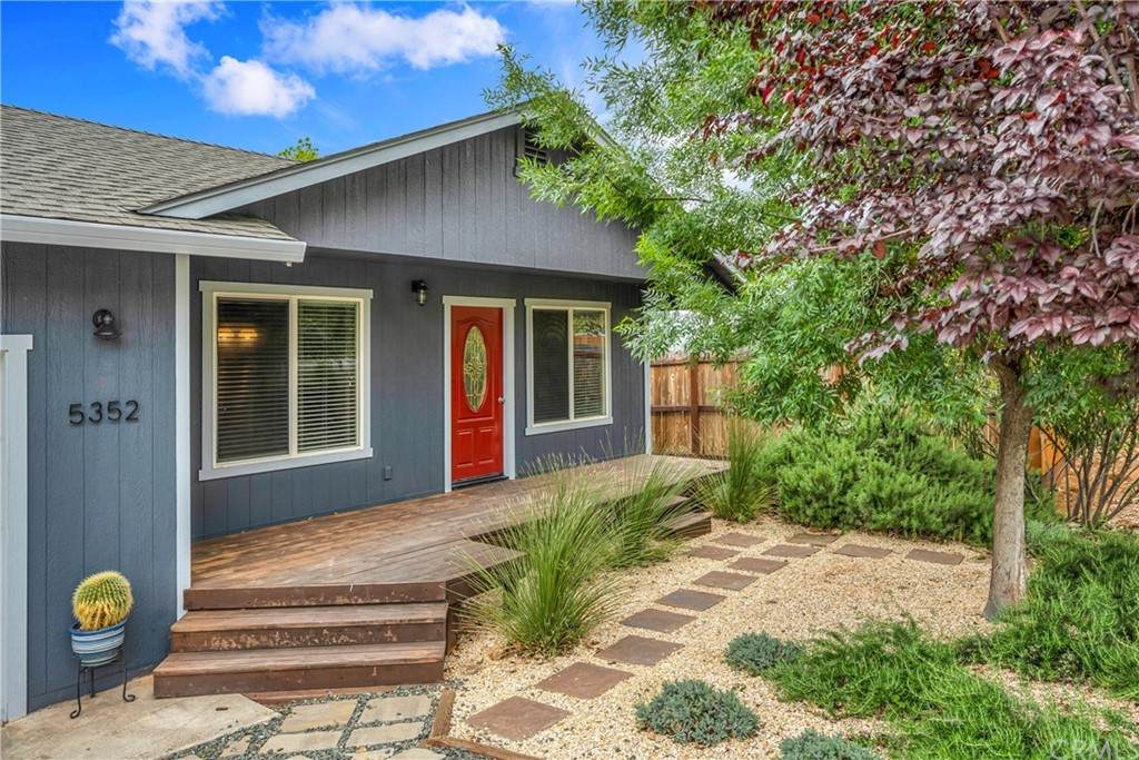 5352 Larkspur Way - Photo 1