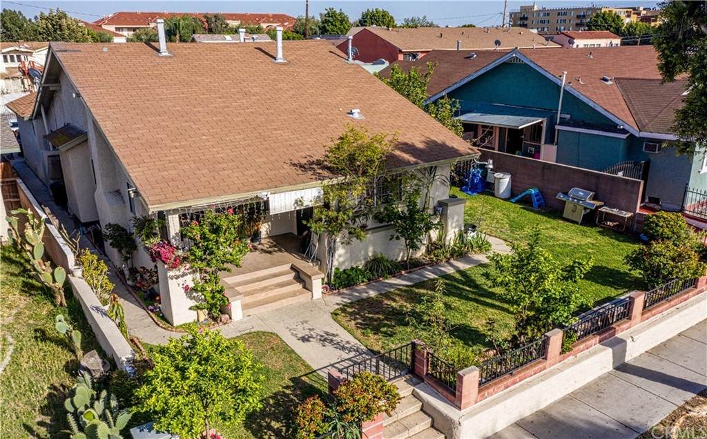 6130 Malabar St - Photo 1