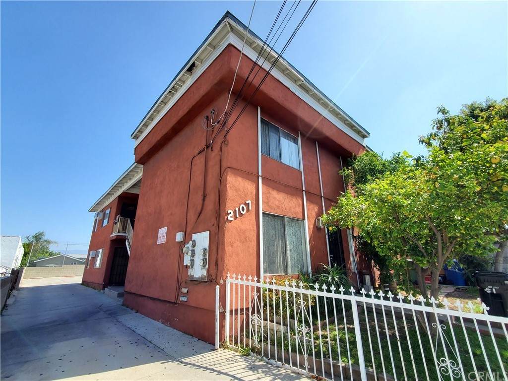 2107 Sheridan Street - Photo 1
