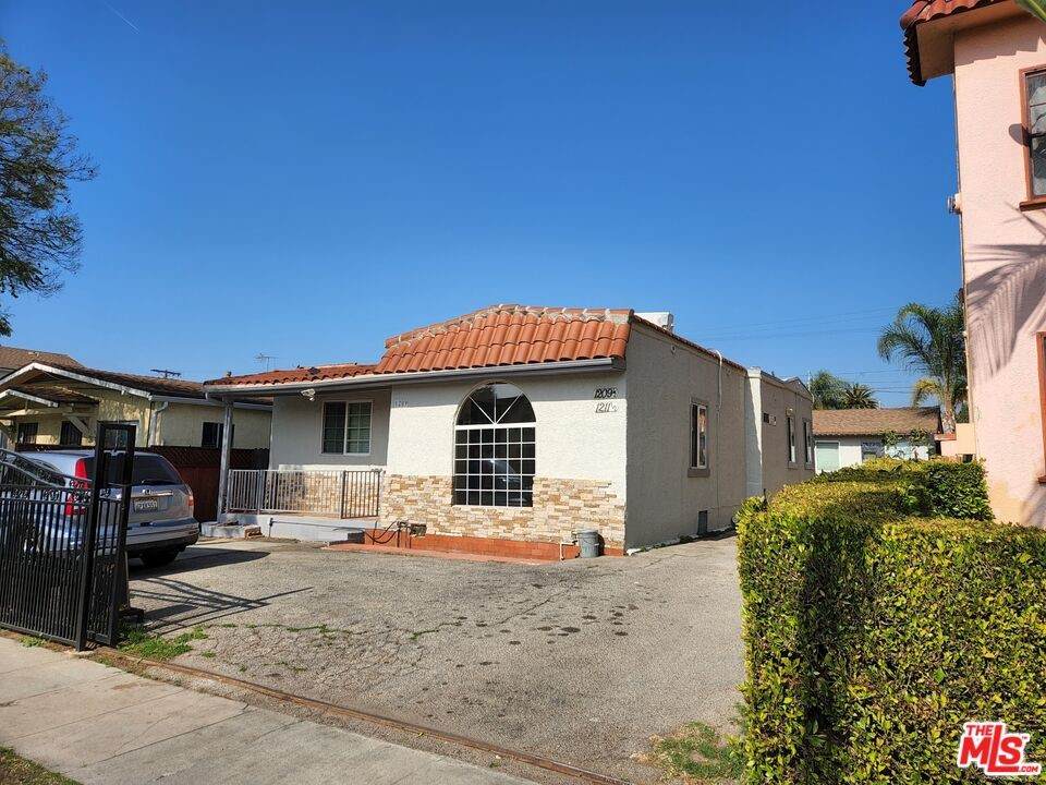 1209 Muirfield Road - Photo 1