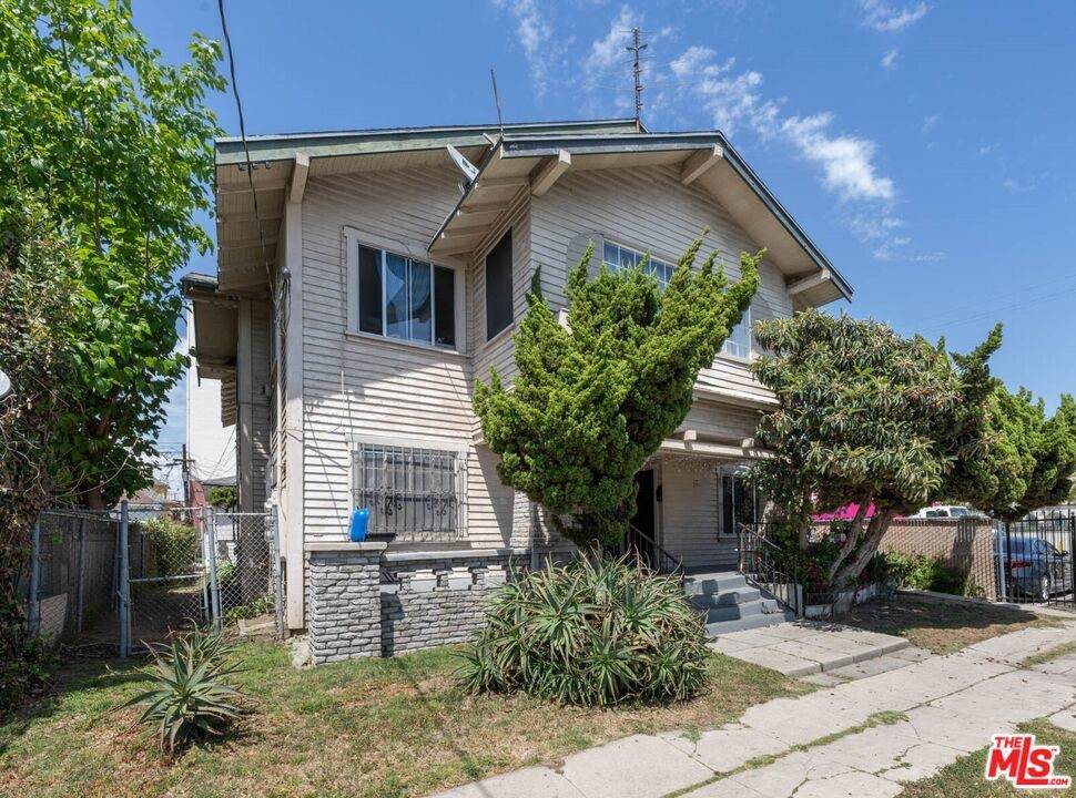 2707 14TH Street - Photo 1