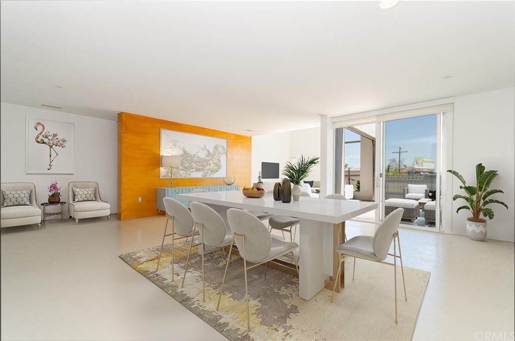 901 Hancock Avenue - Photo 1
