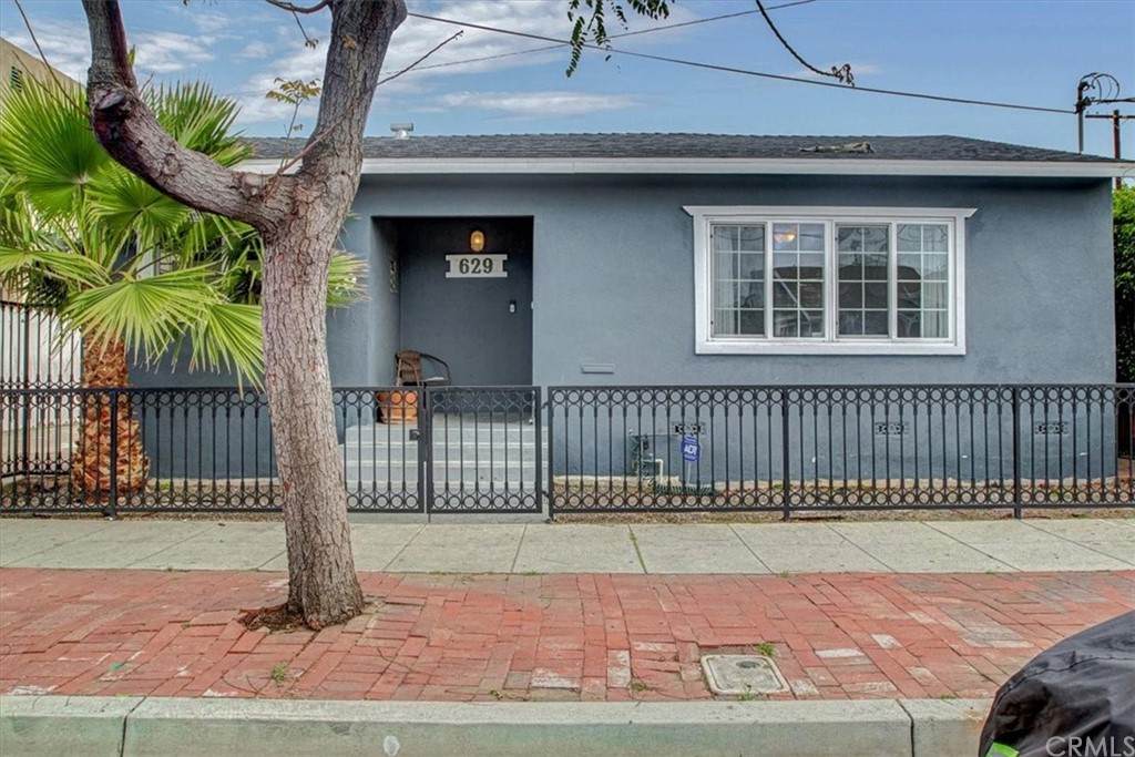 629 9th Street - Photo 1