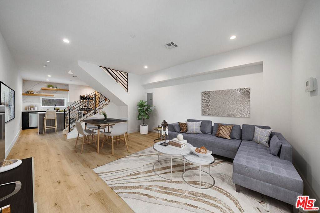 6201 La Mirada Avenue - Photo 1