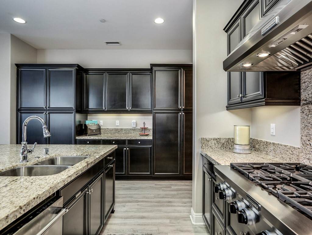 80433 Platinum Way - Photo 1