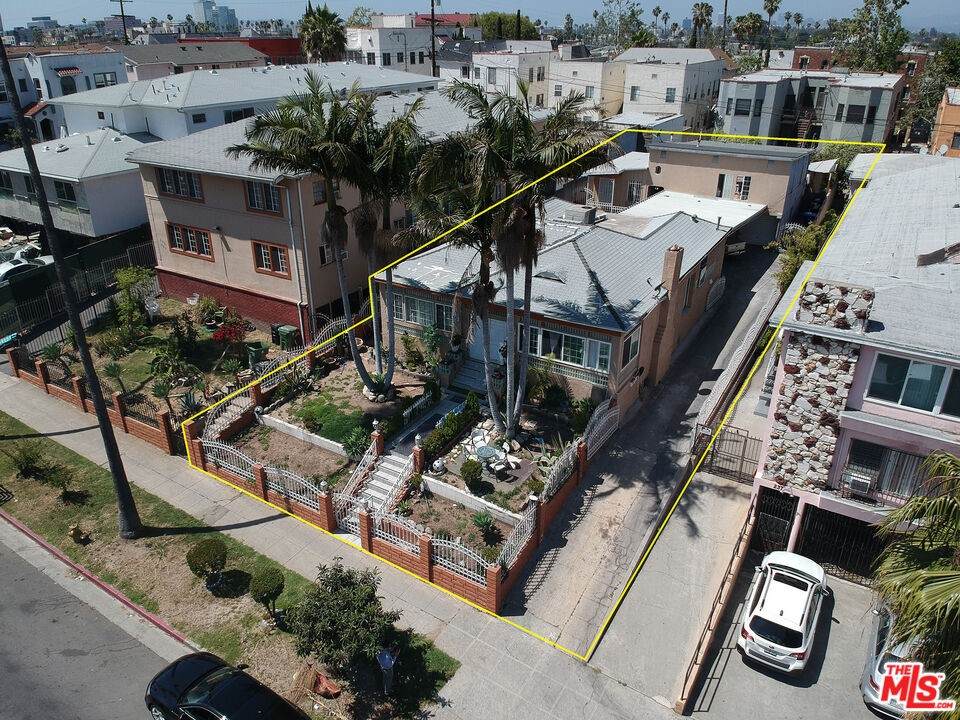 231 Catalina Street - Photo 1