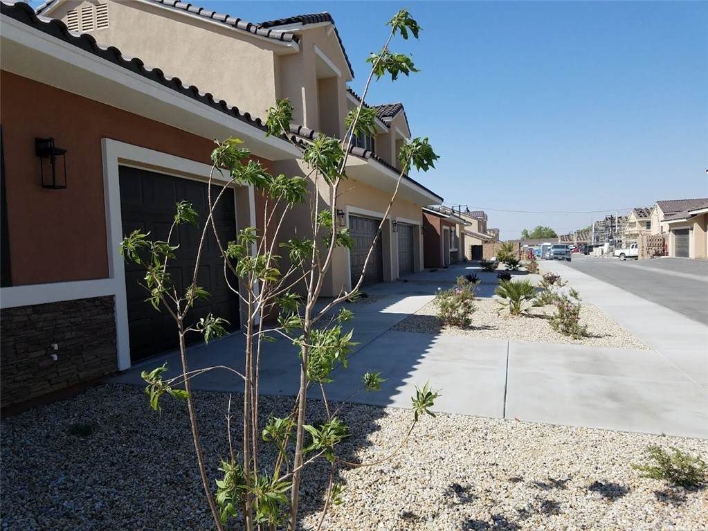 16854 Muscatel - Photo 1