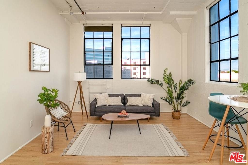420 San Pedro Street - Photo 1