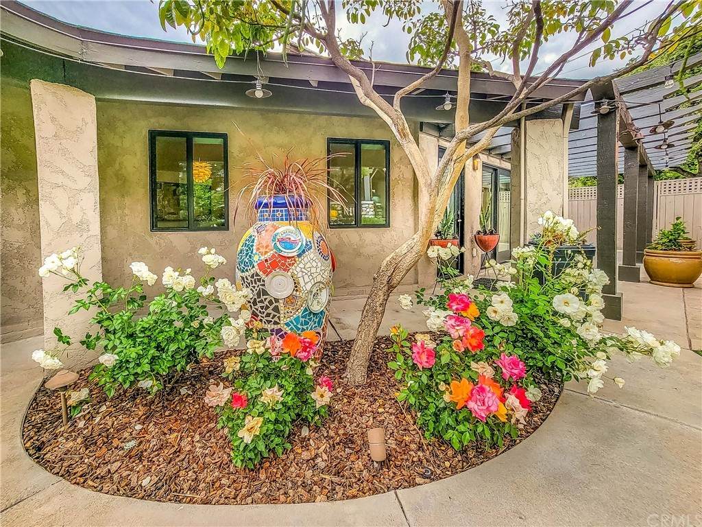 641 Indian Hill Boulevard - Photo 1