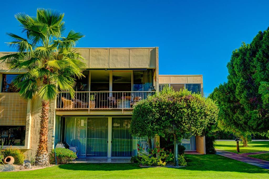 431 Desert Lakes Drive - Photo 1