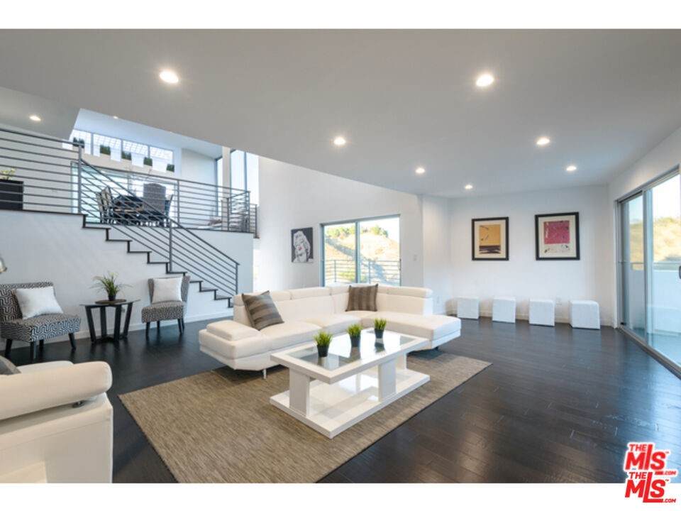 3624 Avenida Del Sol - Photo 1