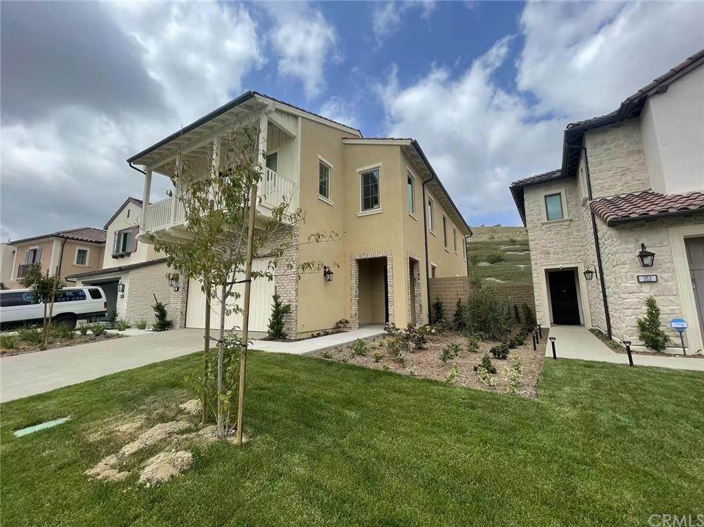 351 Paradiso - Photo 1