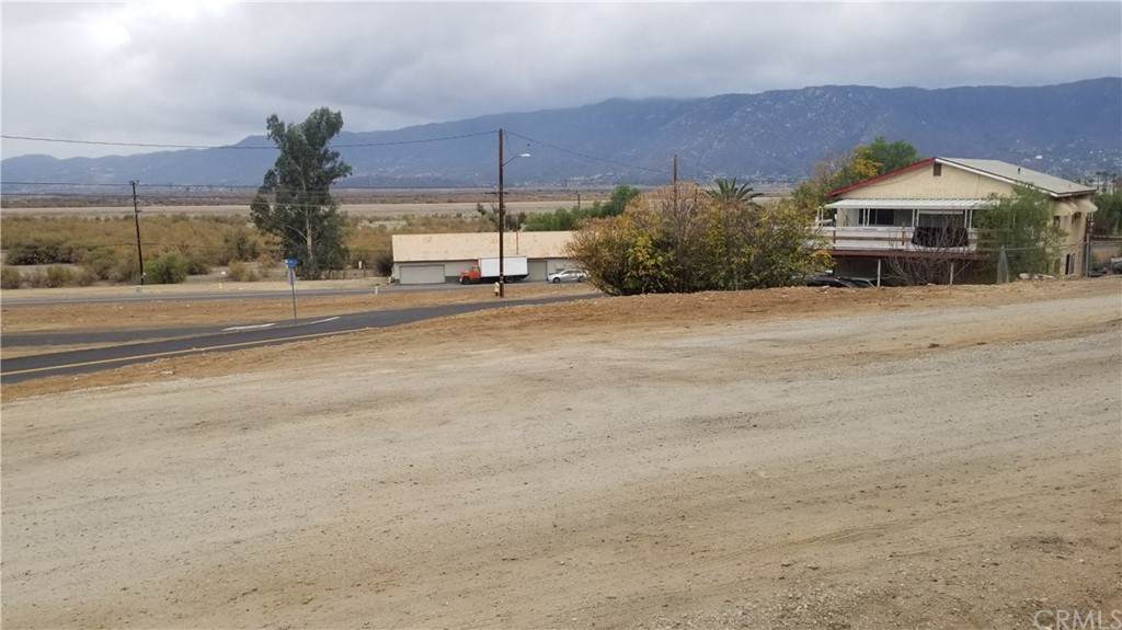 135 Country Club - Photo 1