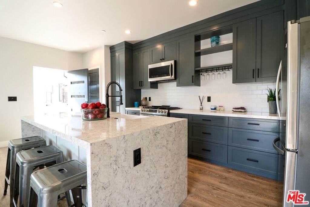 1245 Plymouth Boulevard - Photo 1