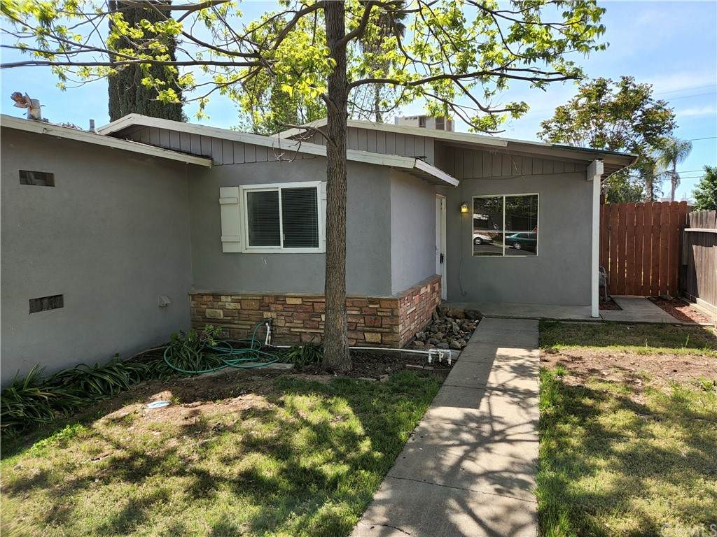 1660 27th Street - Photo 1