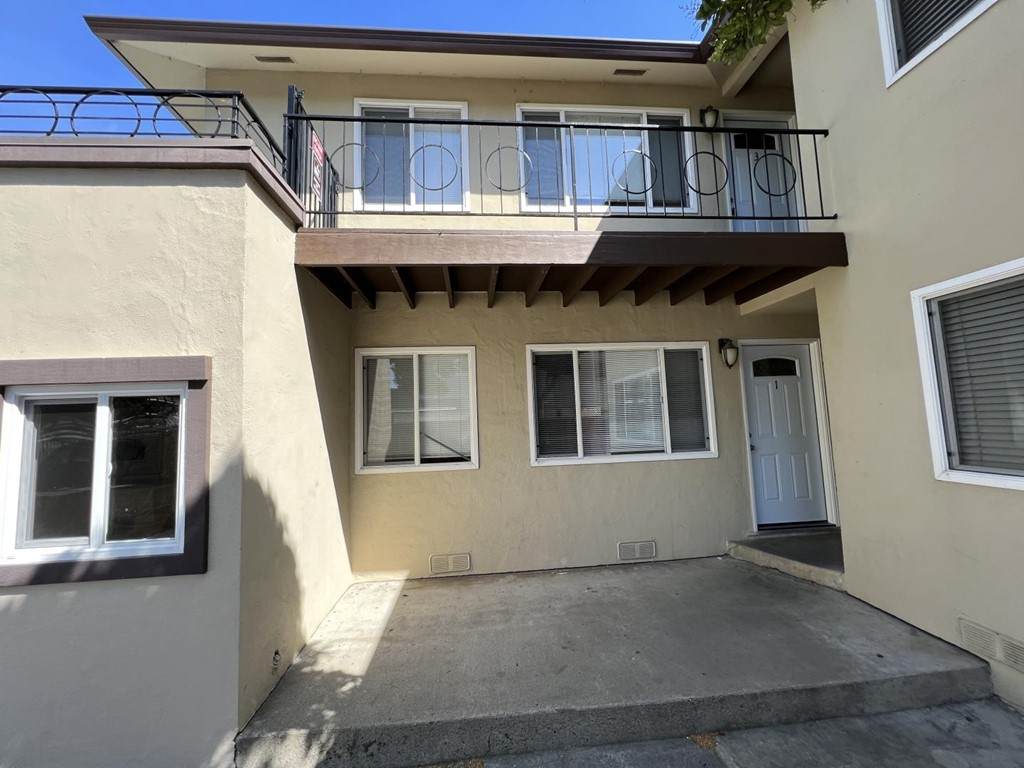 3194 Moorpark Avenue - Photo 1