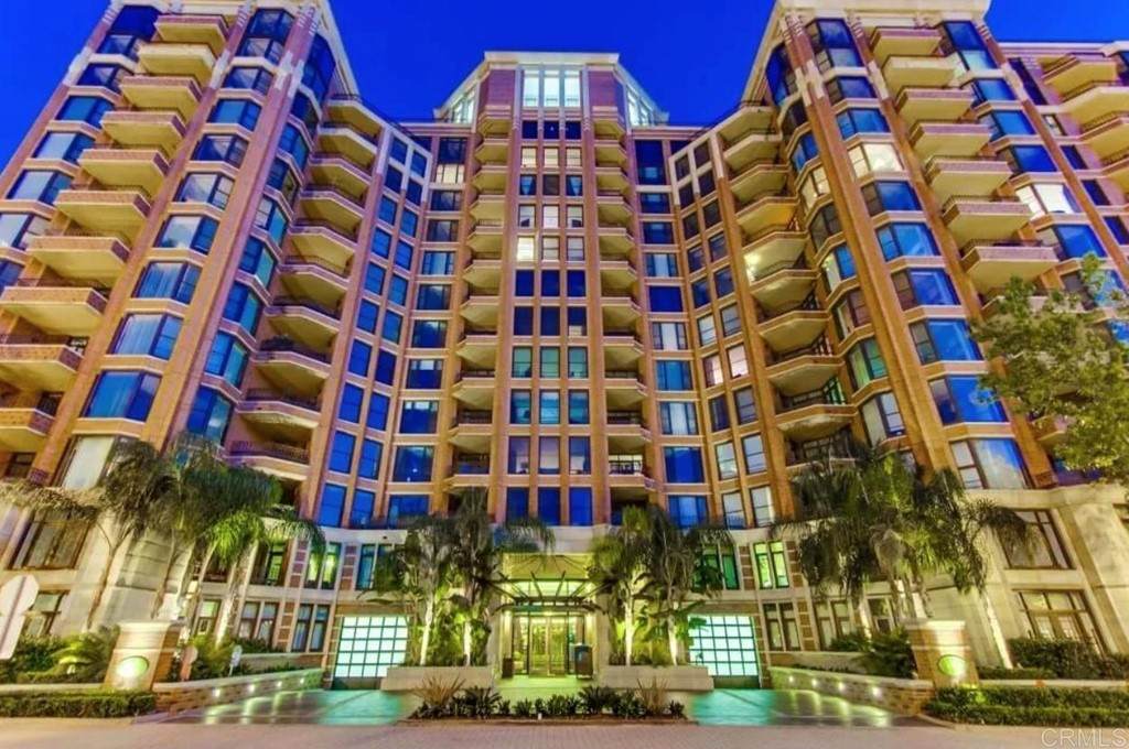500 W Harbor Drive - Photo 1