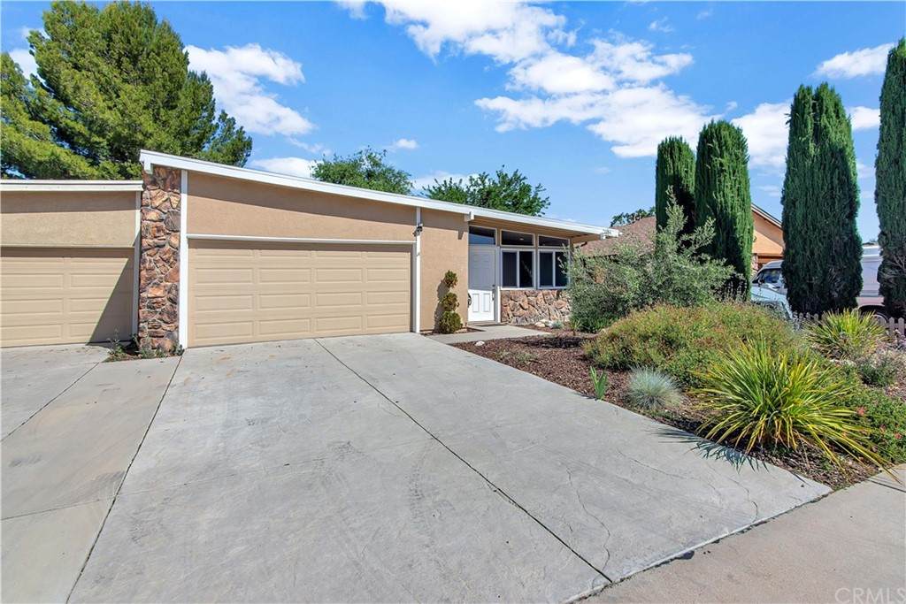 1707 Lark Ellen Drive - Photo 1