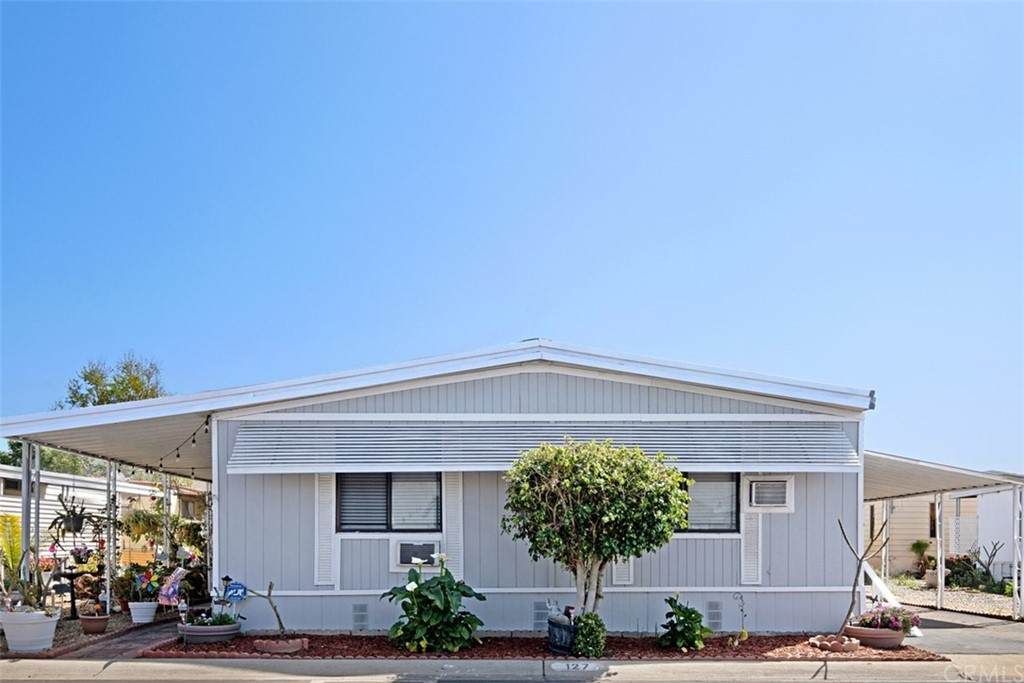 3700 Buchanan Street - Photo 1
