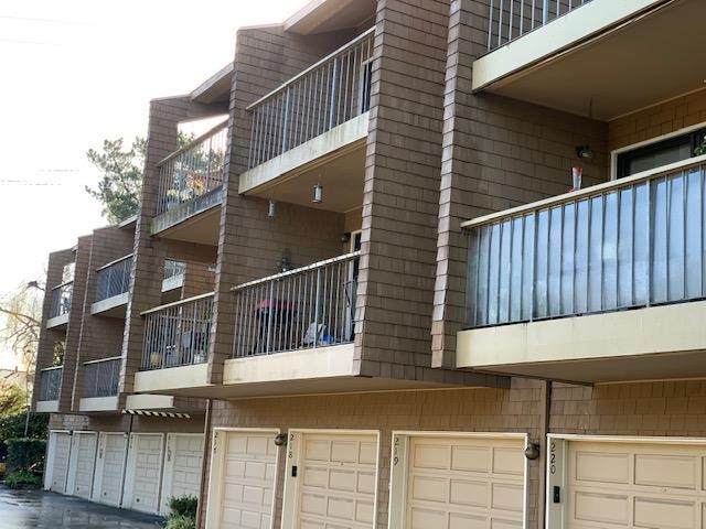 1685 Bayridge Way - Photo 1