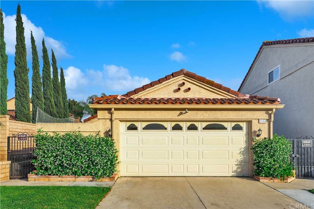 2004 Fathom Lane - Photo 1
