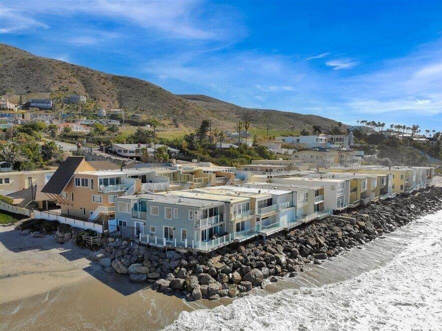 11770 Pacific Coast - Photo 1