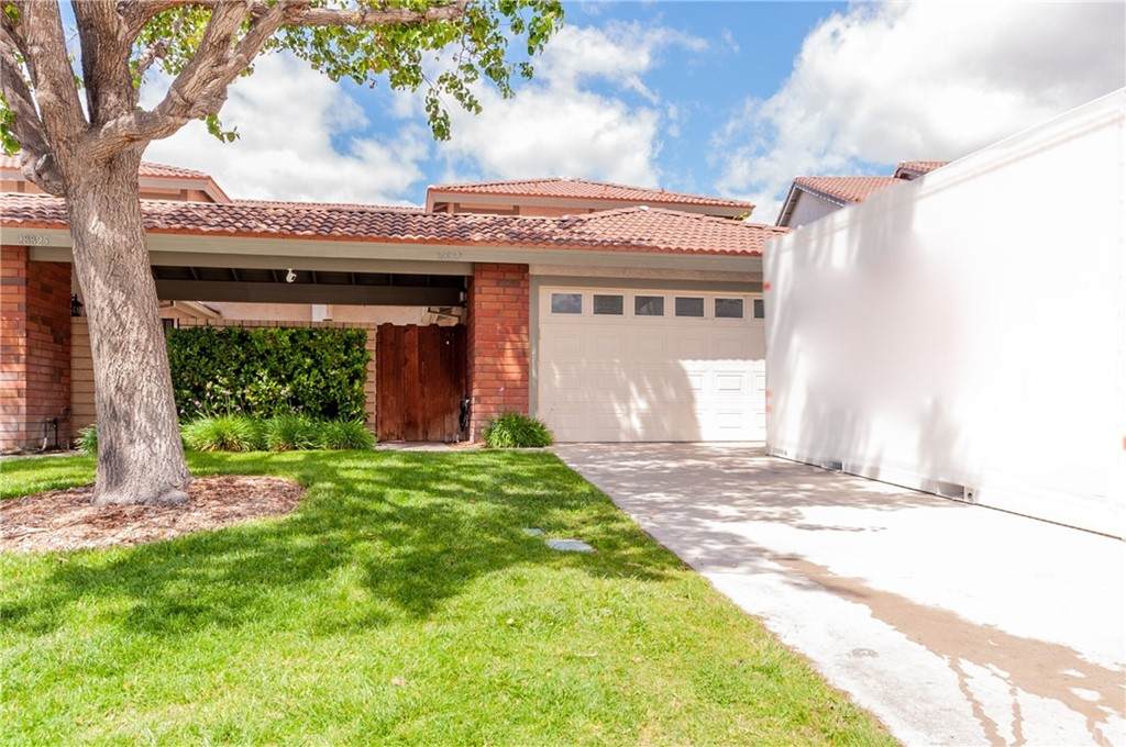28827 Loretta Lane - Photo 1