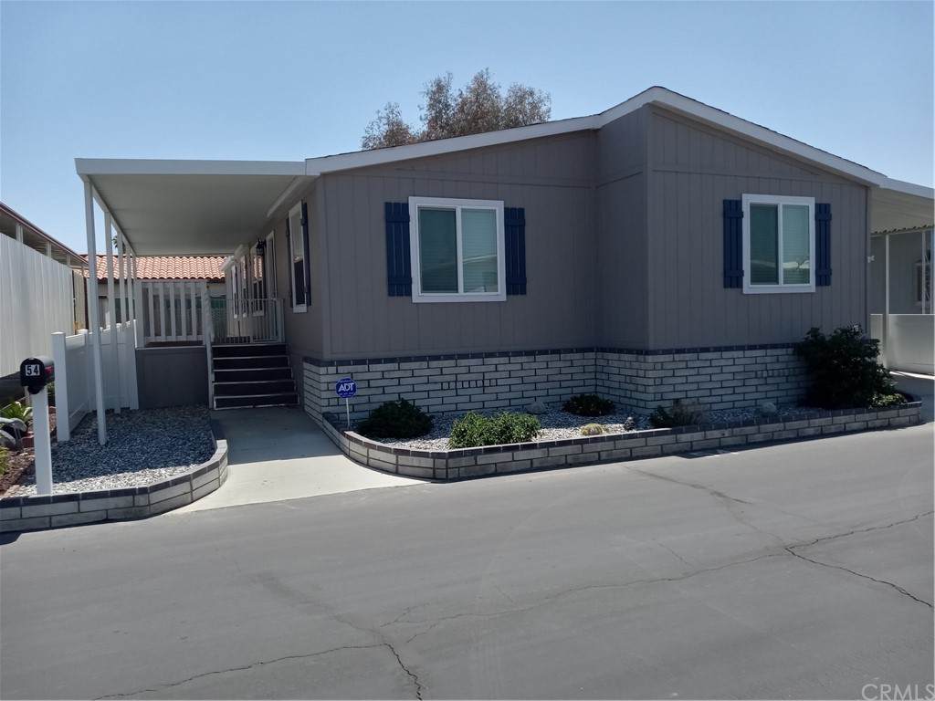655 Main Street - Photo 1