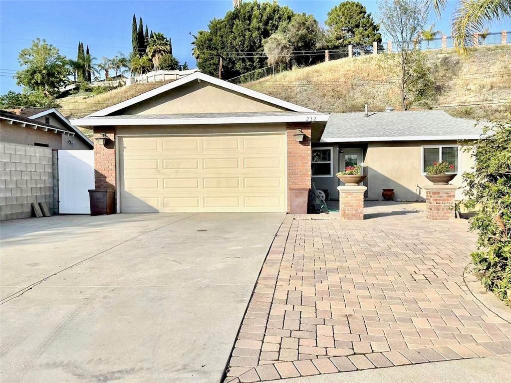 232 Macalester Drive - Photo 1